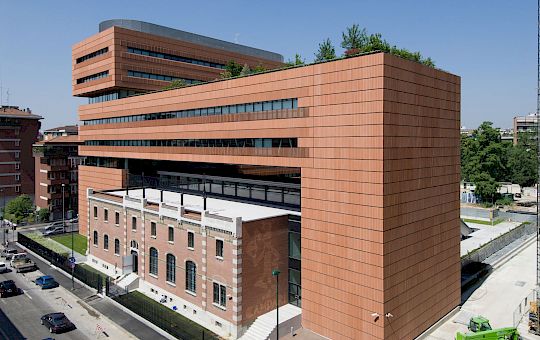 Gallery Campari HQ - Lato_viale_monza